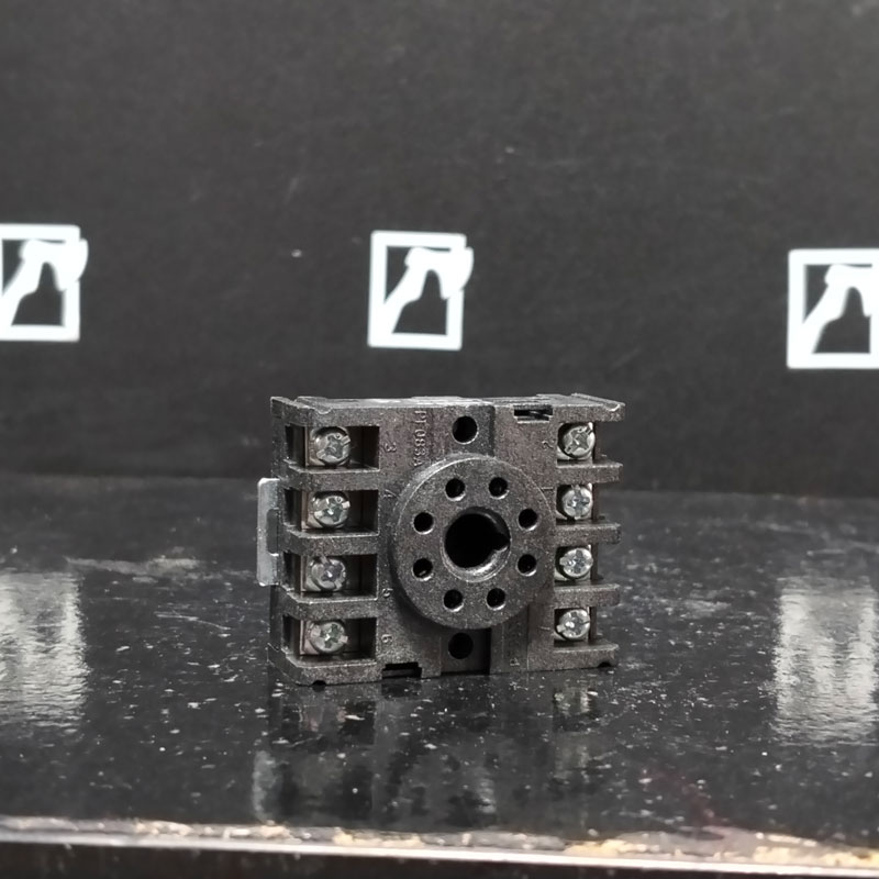 1786879816_8-pin-relay-base-black-pf0-83a.jpg 8 Pin Relay Base Black PF0 83A - Image 1